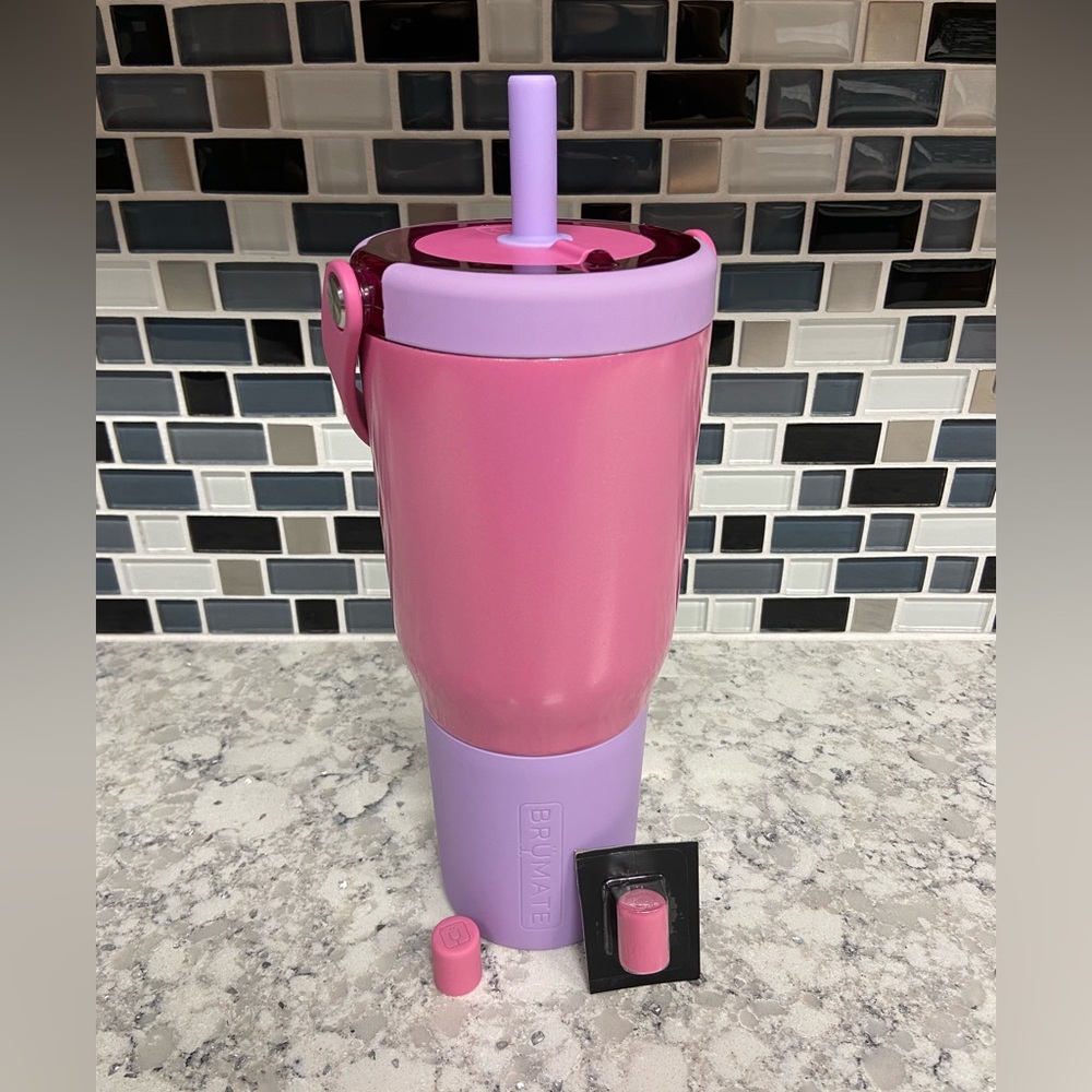 BrüMate Resa 35oz (Cotton Candy)